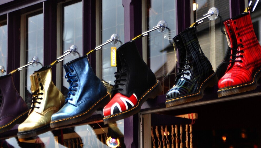 Doc Martens vs. Sneakers 2025: Style, Comfort & Timeless Appeal 2 Doc Martens Boots