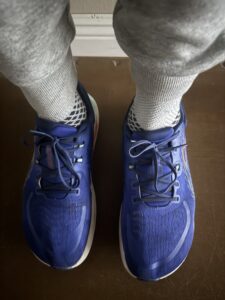 Altra Paradigm 7 Review: Support-First Stability for Walking & Training 2 Altra Paradigm 7 on foot showing roomy toe box and supportive fit